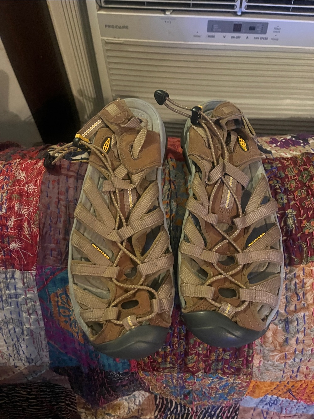 Keen Brown/Tan Closed-Toe Outdoor Sandals